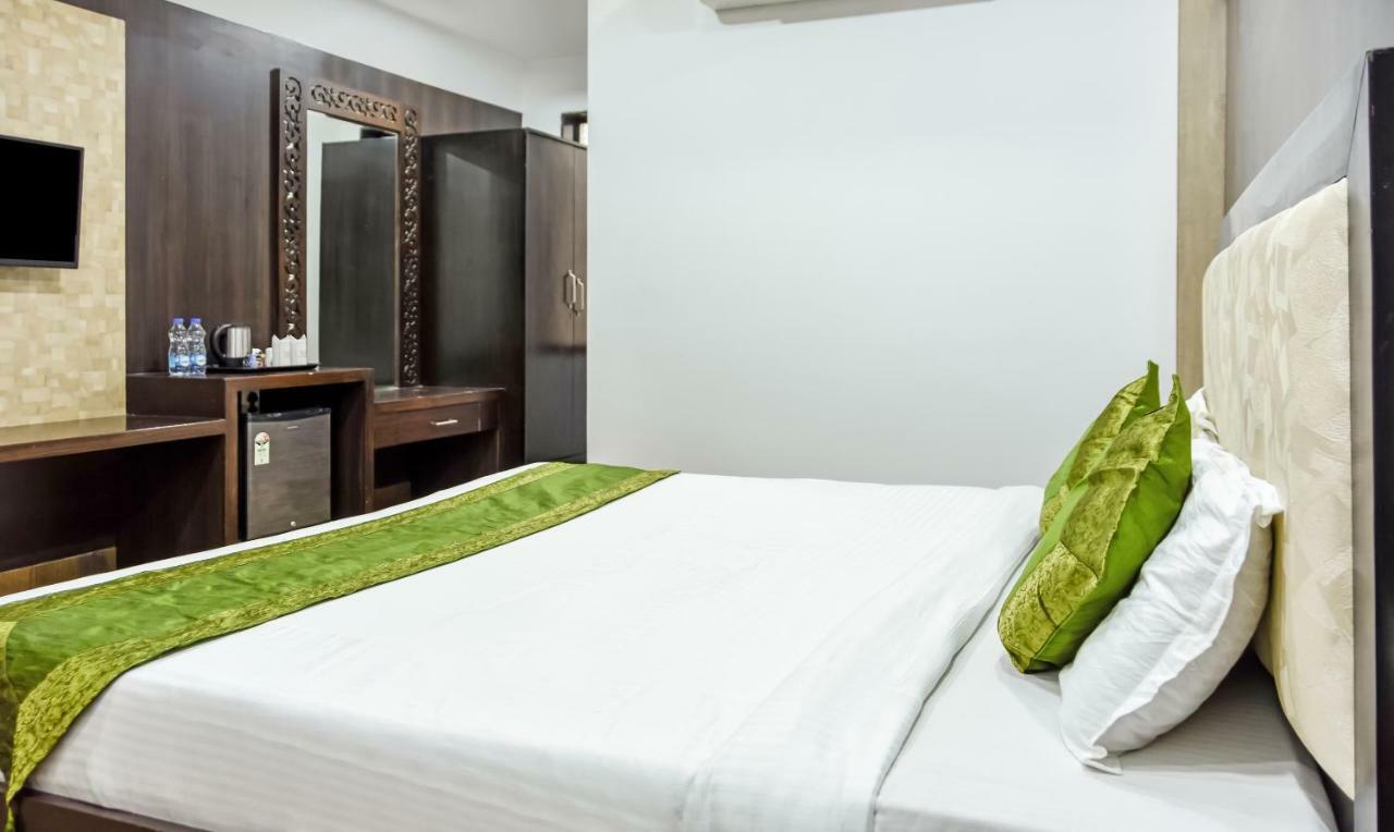 Hotel Treebo Red Petal Jalandhar Extérieur photo