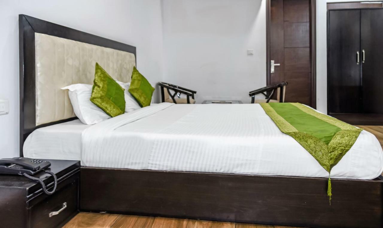 Hotel Treebo Red Petal Jalandhar Extérieur photo