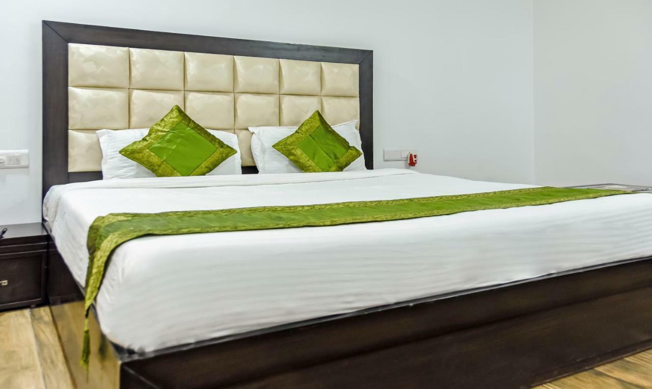Hotel Treebo Red Petal Jalandhar Extérieur photo