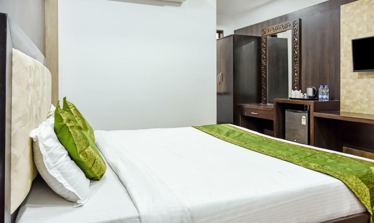 Hotel Treebo Red Petal Jalandhar Extérieur photo