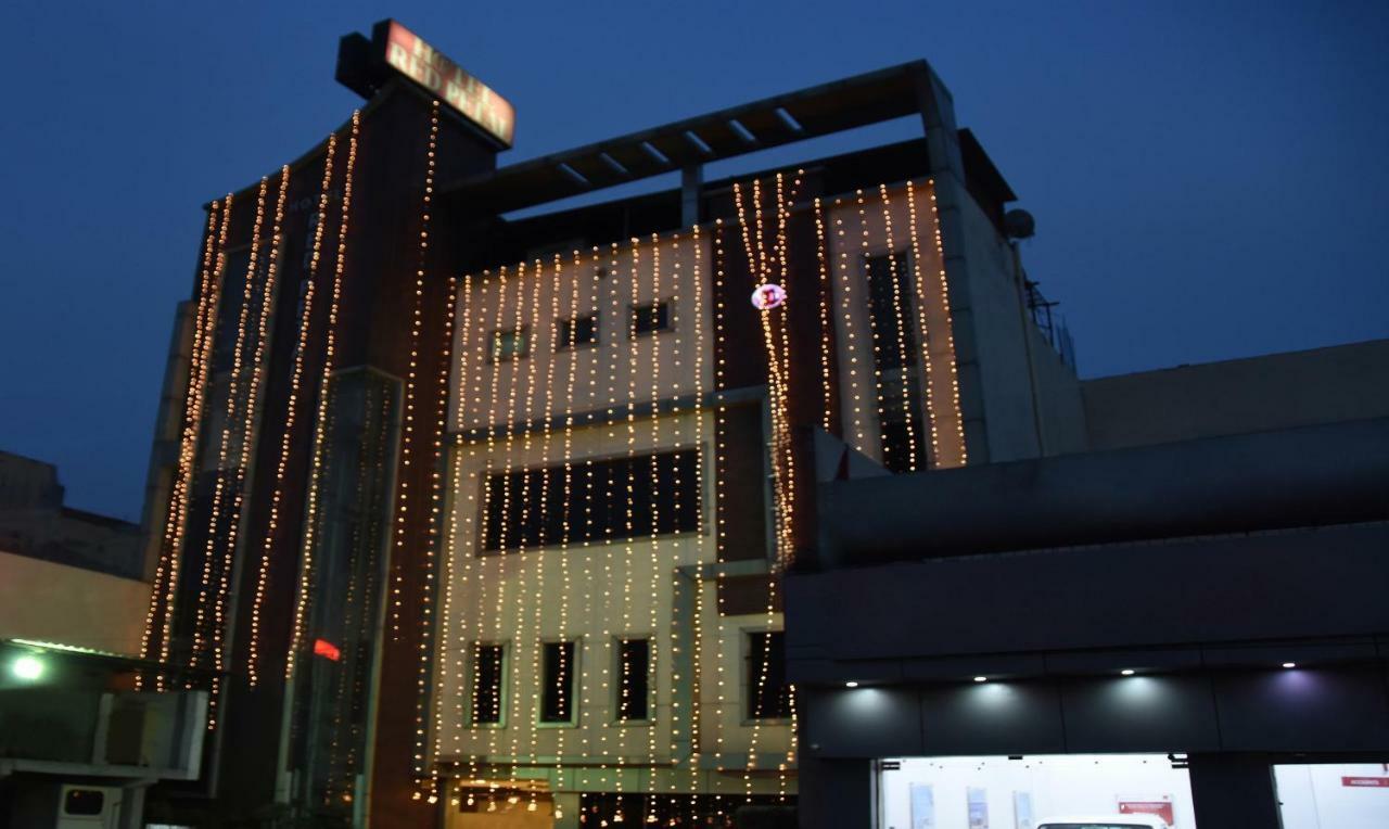 Hotel Treebo Red Petal Jalandhar Extérieur photo